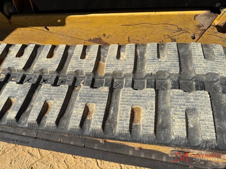 2017-caterpillar-289d-image-21