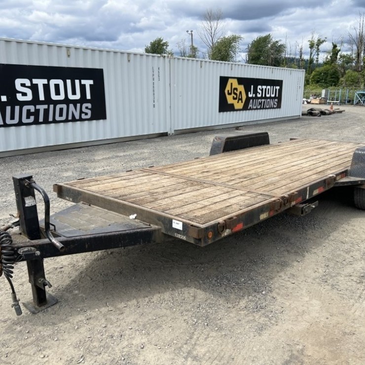 2013 Eagle Black Hawk T/A Tilt Deck Trailer