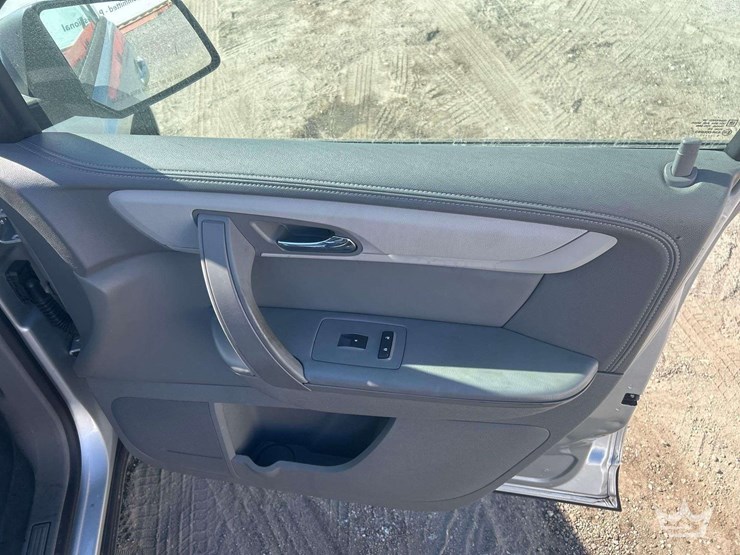 2016-chevrolet-traverse-image-28