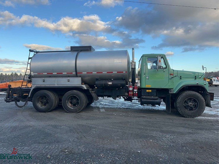 2000-international-2574-image-4