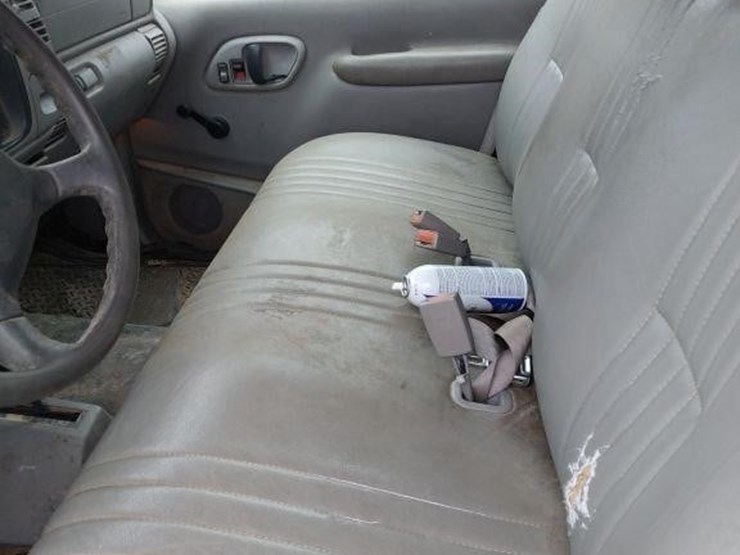 chevrolet-suburban-image-10