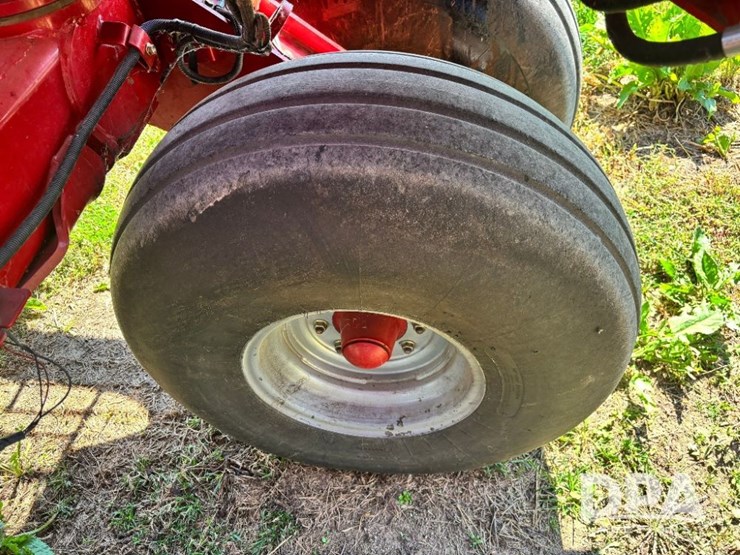 2012-case-ih-1240-image-50