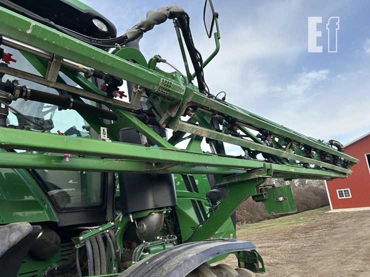 2017-john-deere-r4038-image-45