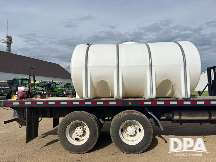 1993-white-gmc-liquid-truck-(dr8592-unit-129952)-image-49