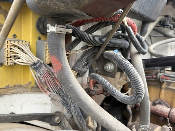 2002-caterpillar-3126-image-22