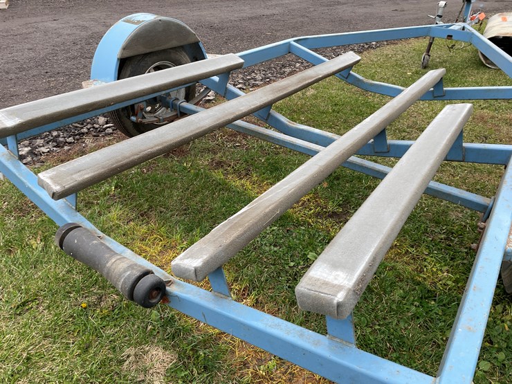 #1253-•-four-winns-16'-boat-trailer-(no-title)-image-6