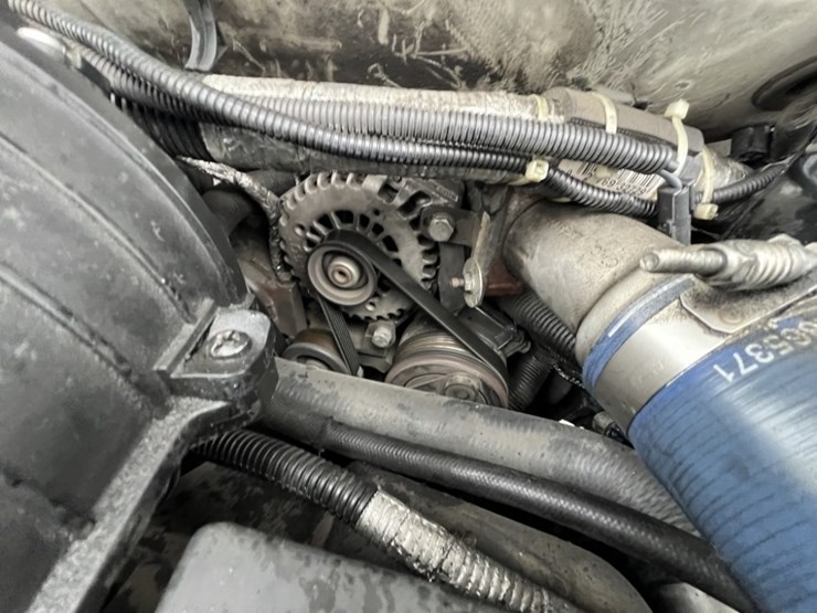 2014-chevrolet-express-paratransit-bus-image-11