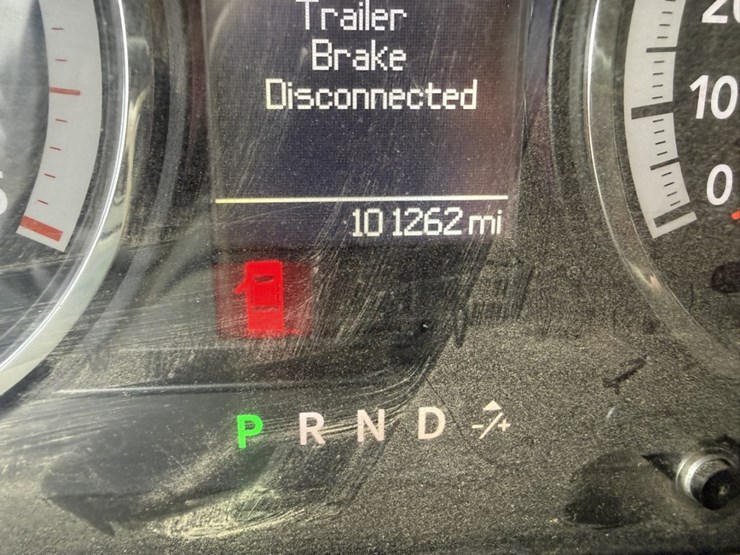 #1837-•-2011-ram-5500-4x4-flatbed-truck-image-44