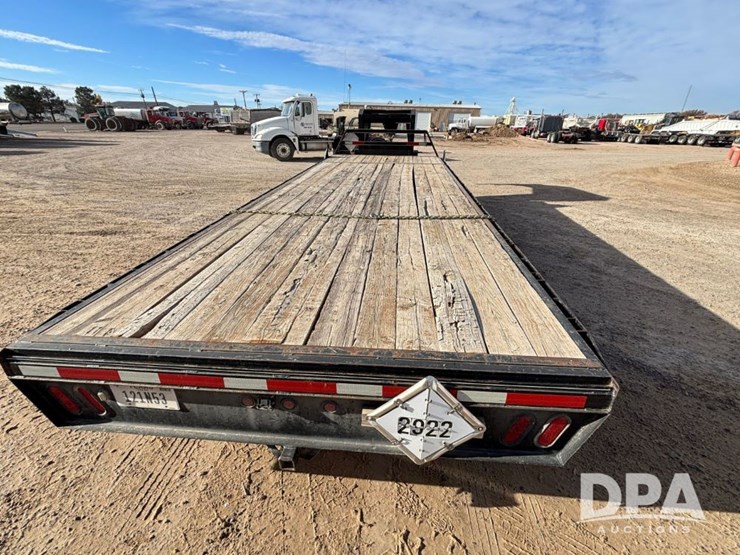 2013-lone-star-gooseneck-trailer-(gp12100,-unit-809)-image-10