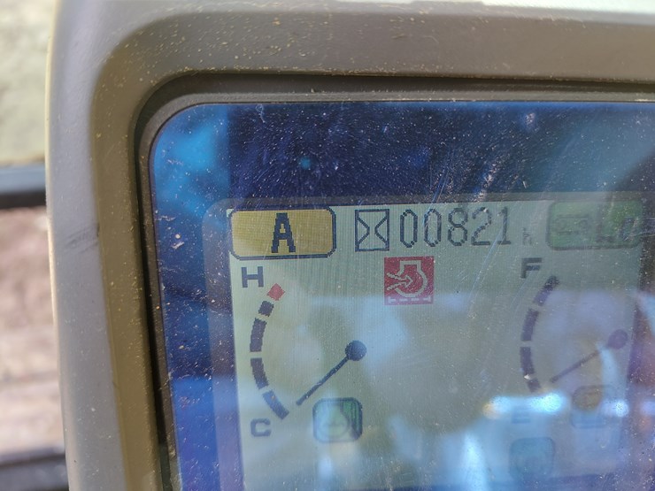 komatsu-pc160-7-image-4