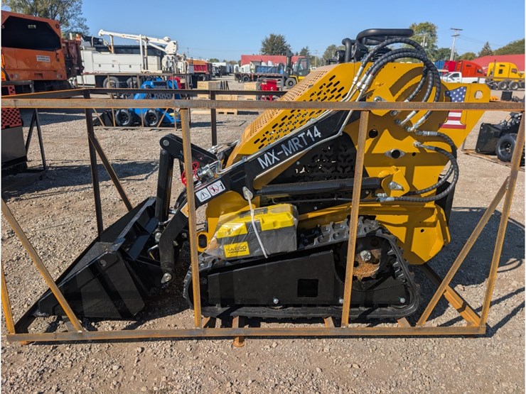 agt-mx-mrt14-mini-skid-steer-image-1