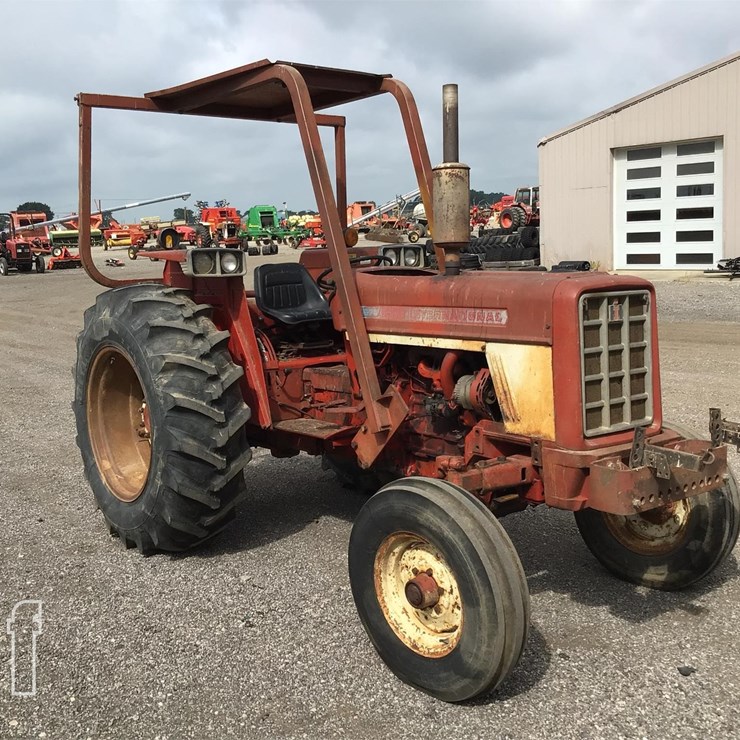 1975 INTERNATIONAL 674