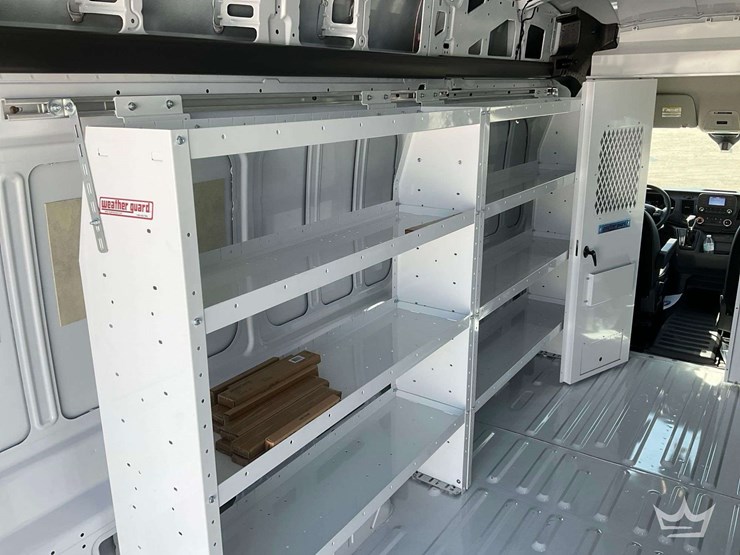 2025-ford-transit-image-21