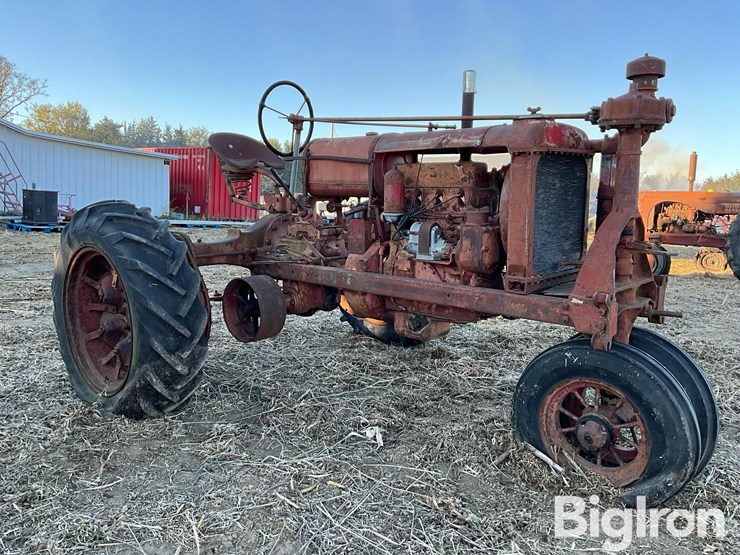 1937-international-3-image-3