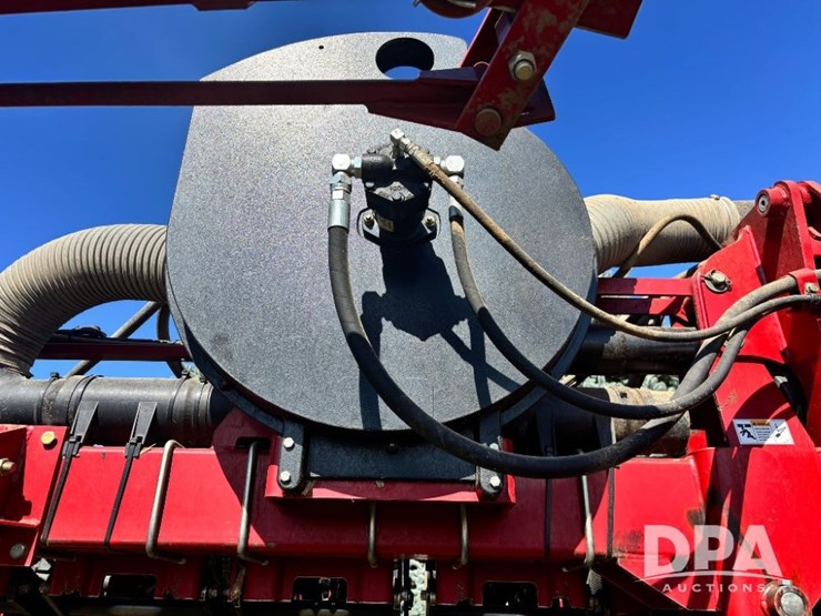 2012-case-ih-1240-image-57