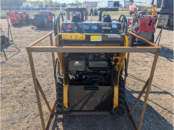 agt-mx-mrt14-mini-skid-steer-image-7