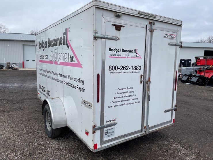 #1089-•-12'-single-axle-enclosed-trailer-(has-wi-title)-image-7