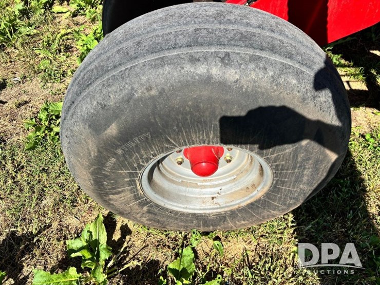 2012-case-ih-1240-image-49