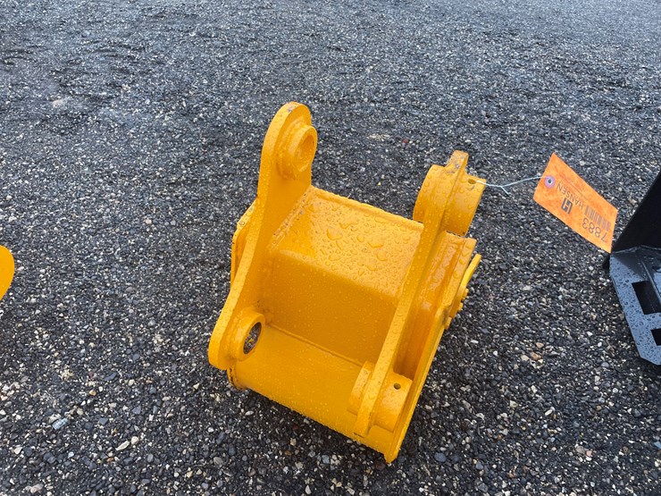 caterpillar-305-image-4