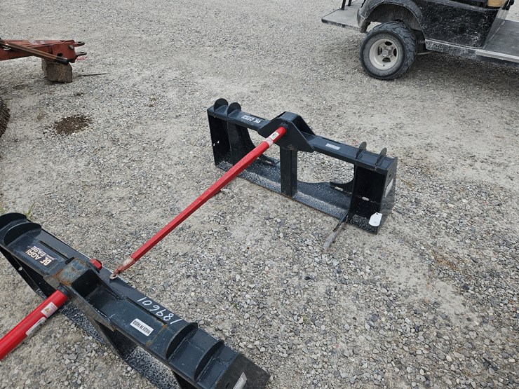 #189600-•-new-ss-bale-spike-image-1