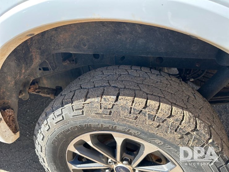 2018-ford-f150-lariat-image-18