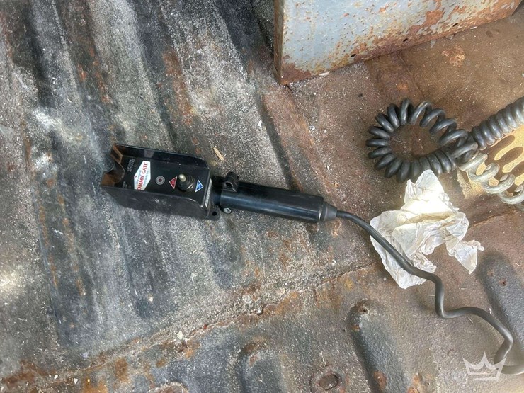 2017-ford-transit-image-28