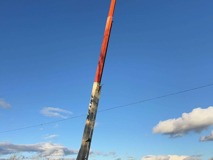 2001-jlg-600s-image-20