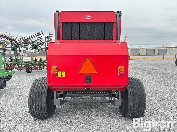 2015-massey-ferguson-2946a-image-6