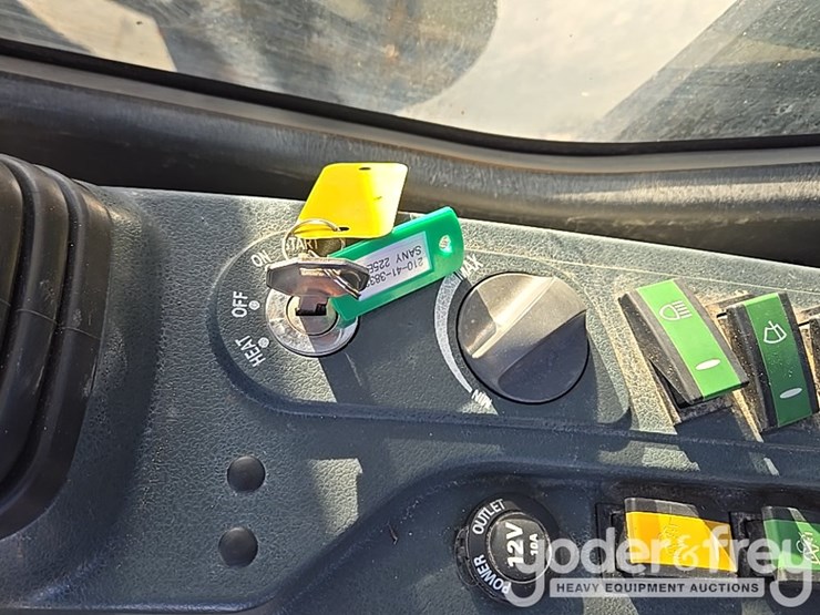 2023-sany-sy225-image-128