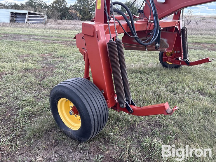 2011-new-holland-h7150-image-19