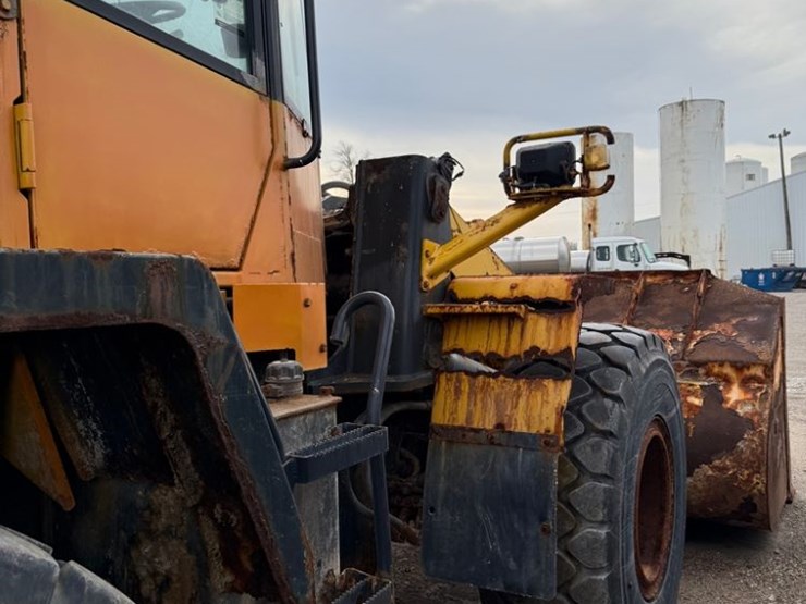 2009-komatsu-wa320-image-7