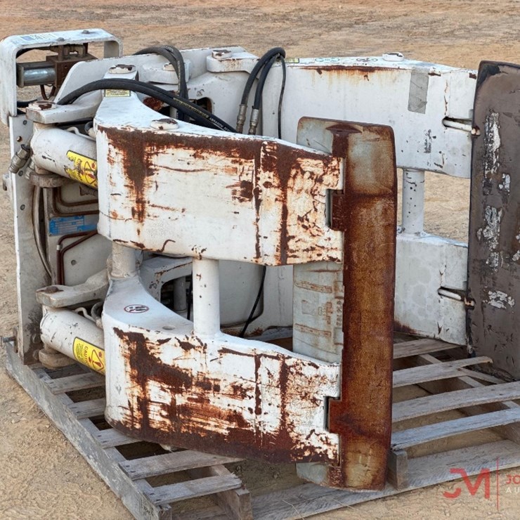 CASCADE 451-RC HYDRAULIC BALE GRAPPLE FORKLIFT ATTACHMENT