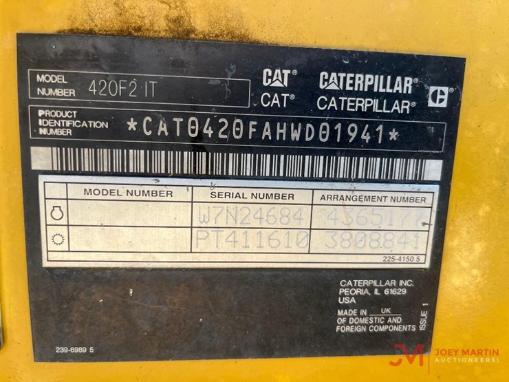2017-caterpillar-420f-it-image-32