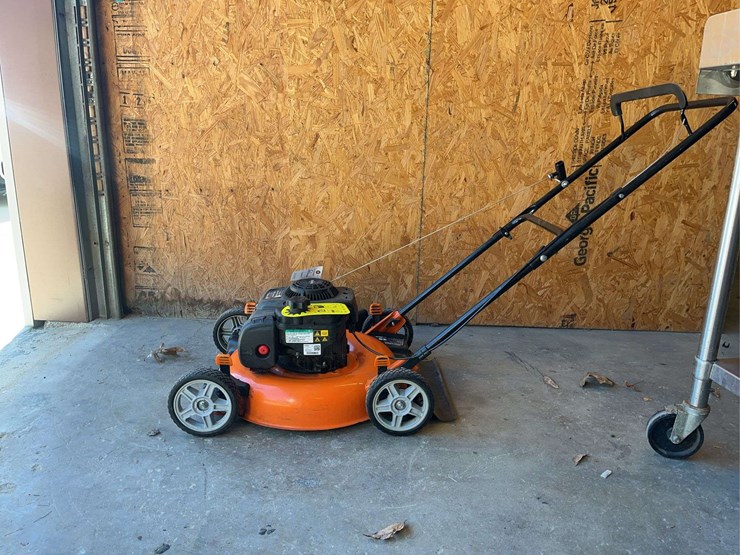 yard-force-push-mower-&-image-4