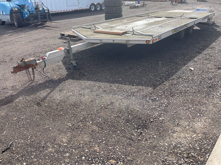 #1093-•-1997-sled-bed-4-place-snowmobile-trailer-(no-title)-image-1