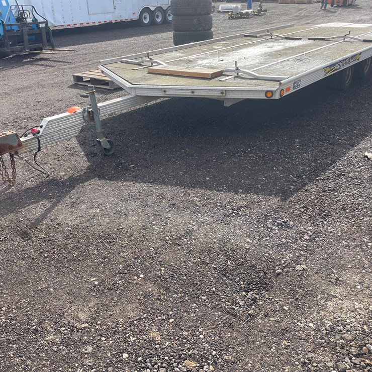 #1093 • 1997 Sled Bed 4-Place Snowmobile Trailer (No Title)