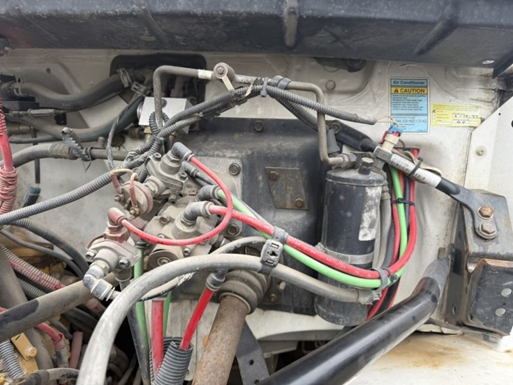 2002-caterpillar-3126-image-10