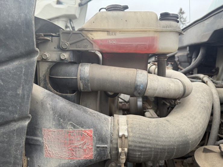 2006-international-7300-image-18