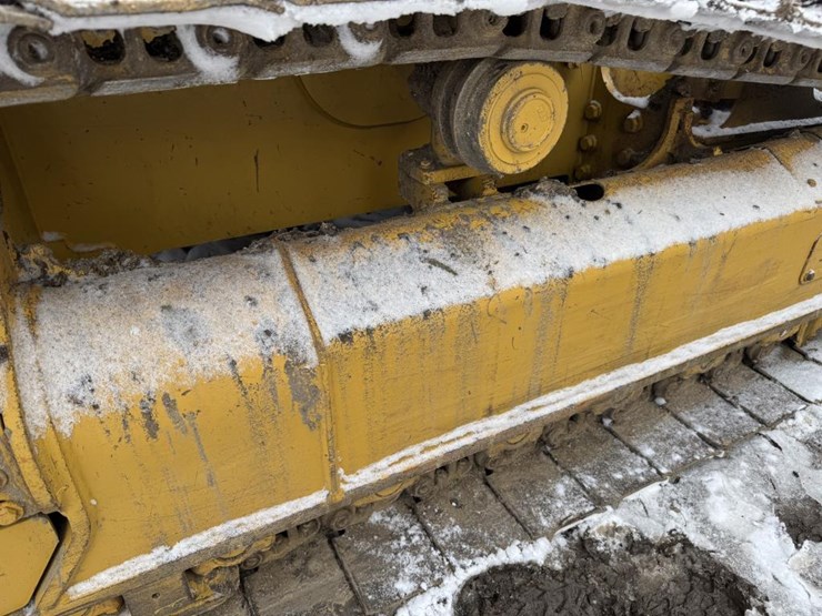 2012-caterpillar-d4k-image-48