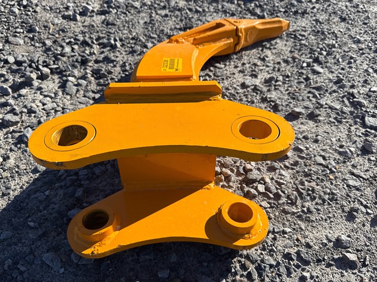 caterpillar-305-image-6