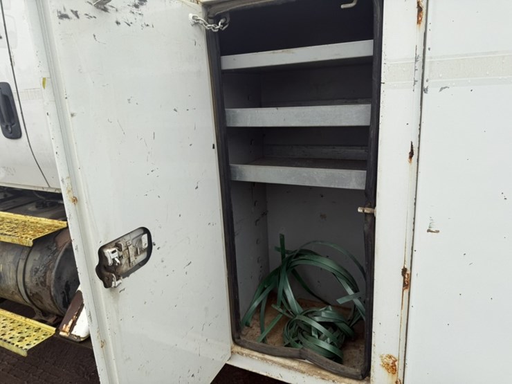 2006-international-7300-image-29