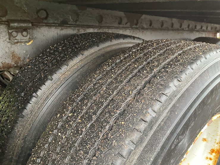 1994-trailmobile-48'-van-image-12