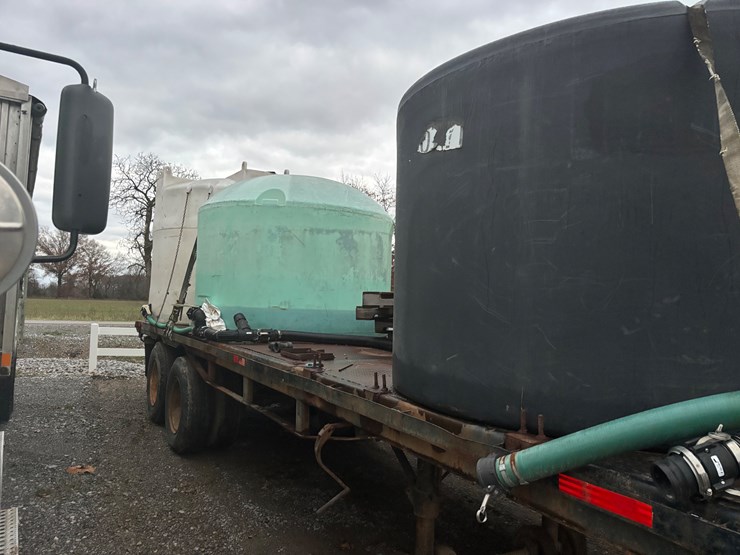 #1509-•-water-trailer-image-1