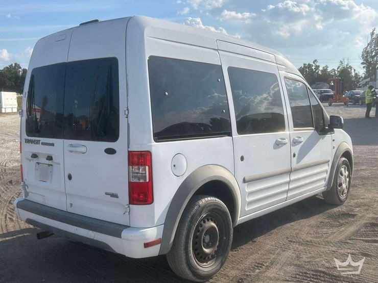 2012-ford-transit-connect-image-3