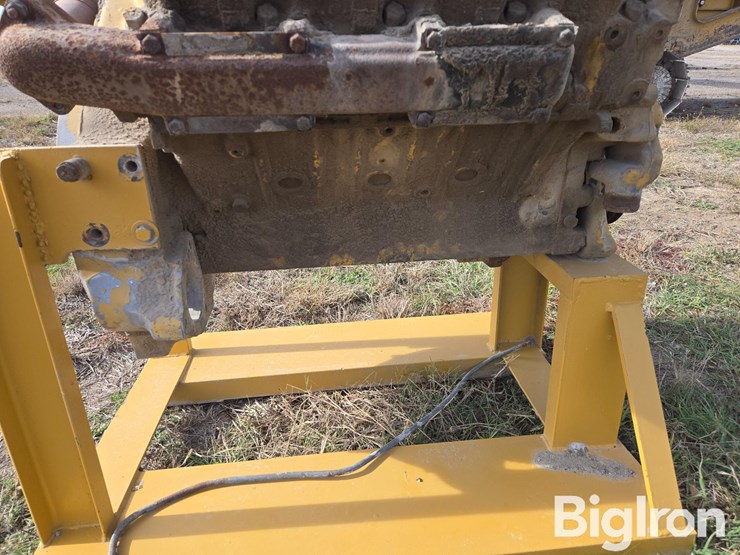 caterpillar-3208-image-12