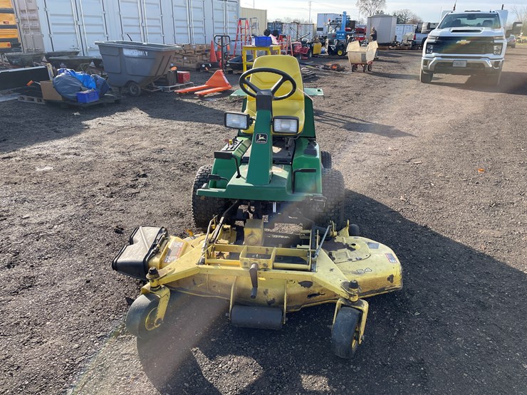 john-deere-f725-image-2