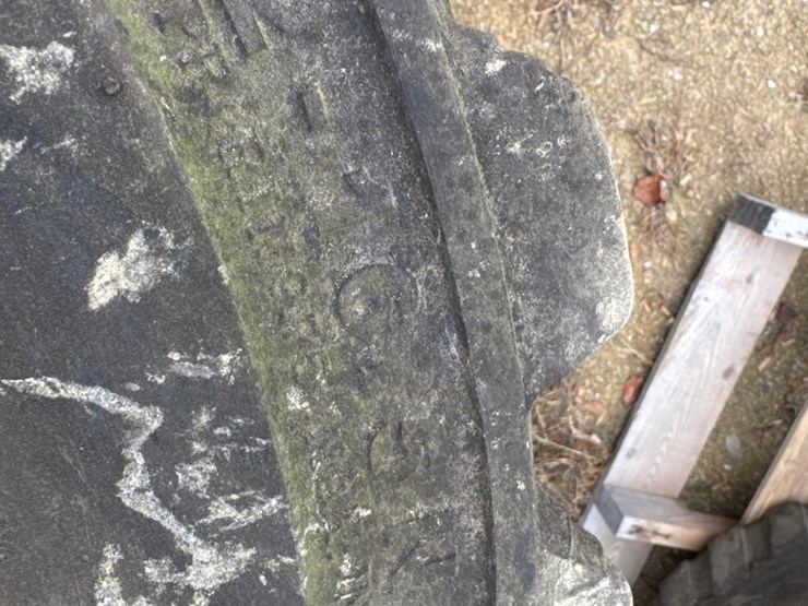 (6)-10-16.5-nhs-tractor-tires-&-rims-image-4