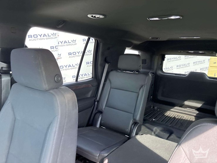 2022-chevrolet-tahoe-image-20