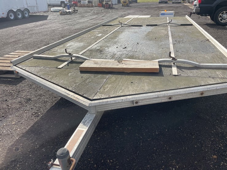 #1093-•-1997-sled-bed-4-place-snowmobile-trailer-(no-title)-image-12