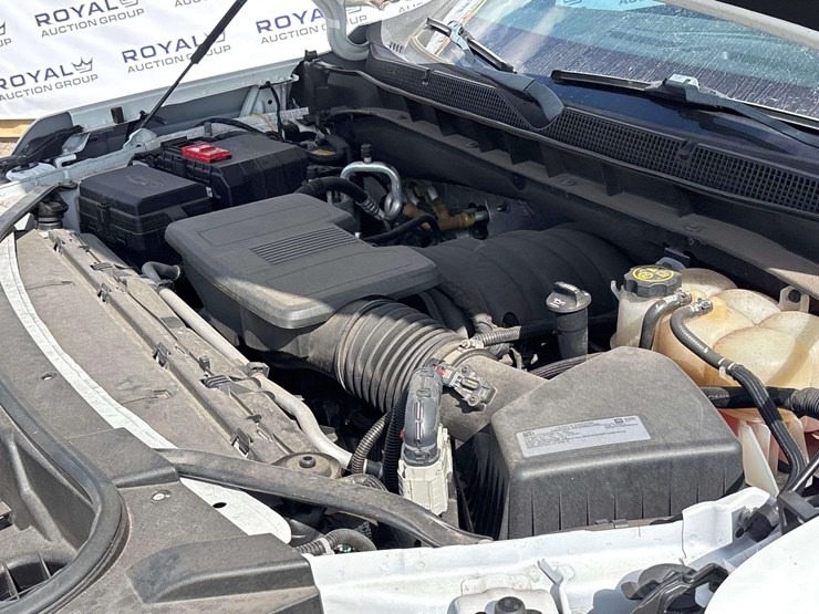 2021-chevrolet-tahoe-image-8